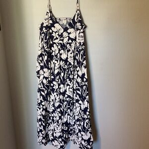 A New Day Navy and White Floral Maxi Dress - excellent condition!